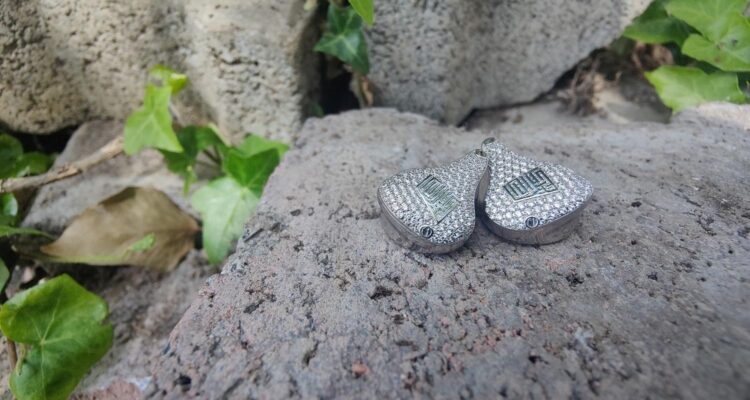 HeartField Deer Gem Review 25 e1651931700561