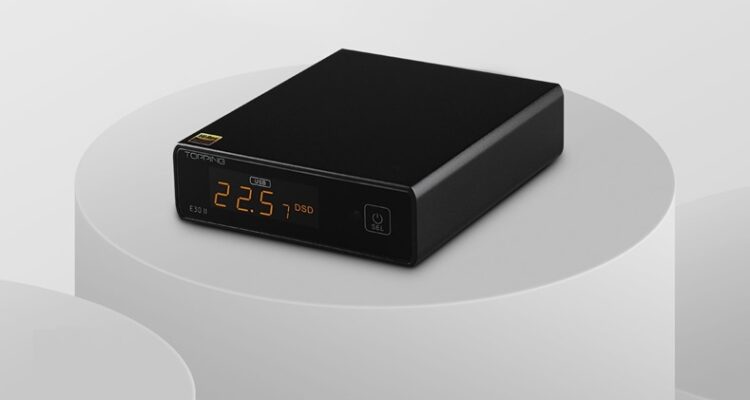 Topping E30 II AKM DAC 3