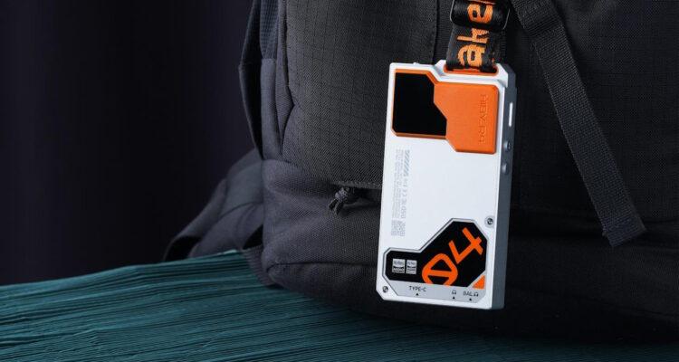 HiBy R4 - Quad ES9018C2M DAP