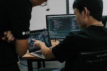 Factors to Consider When Choosing Between Hardware vs. Software Authentication
