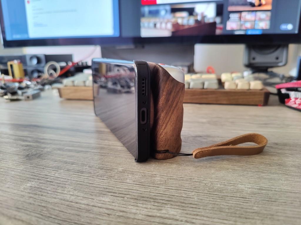 Vivo X200 Ultra Custom Photography Kit 129 Vivo X200 Ultra Custom Photography Kit (4)