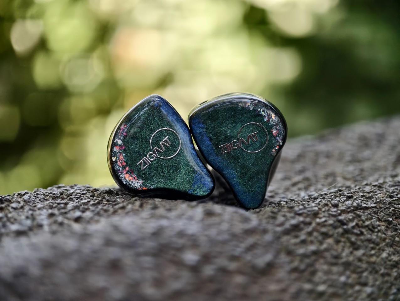 ZiiGaat Luna Review 114 ZiiGaat Luna Review