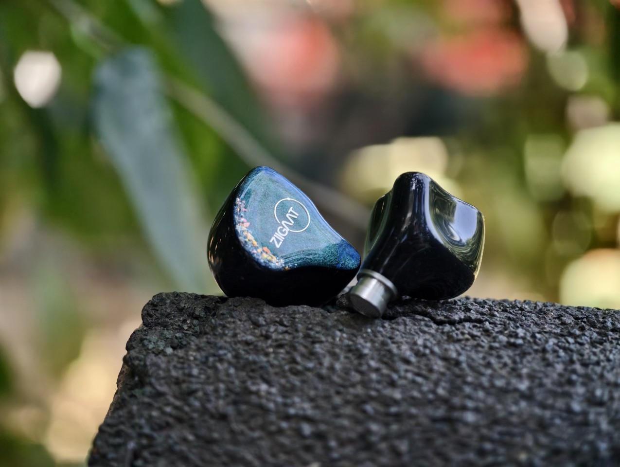 ZiiGaat Luna Review 123 ZiiGaat Luna Review